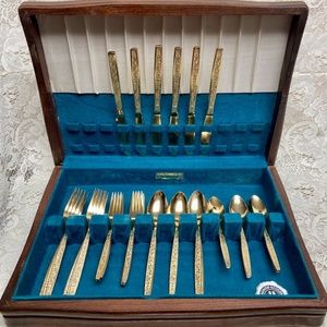 Vintage, Rogers, Korea 29-pc Gold Plated Flatware, Service for 6 with Box (2ZE-0